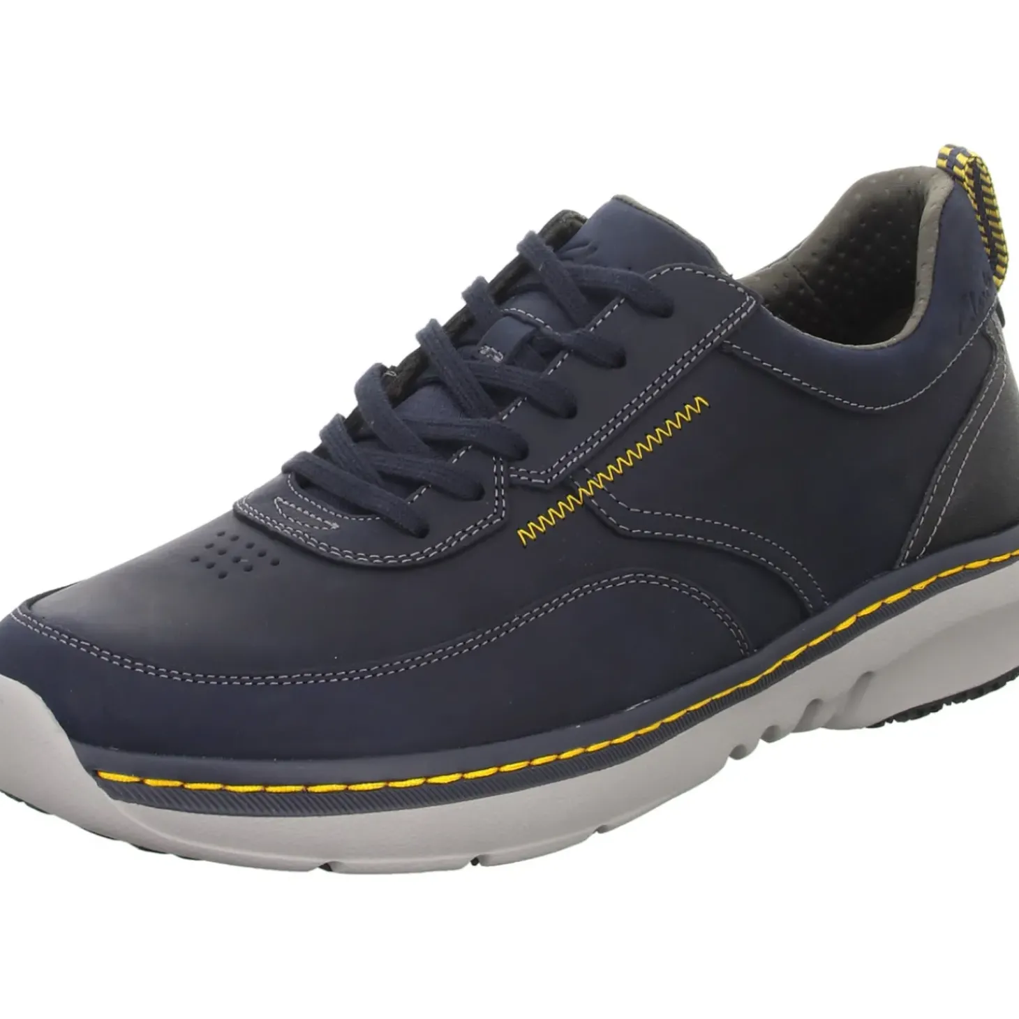Clarks Schnürhalbschuh mit Mehrweite Freizeit (sportlicher Boden) ClarksPro Lace