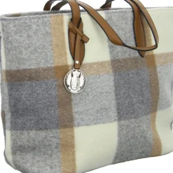 Jewels of Style Shopper