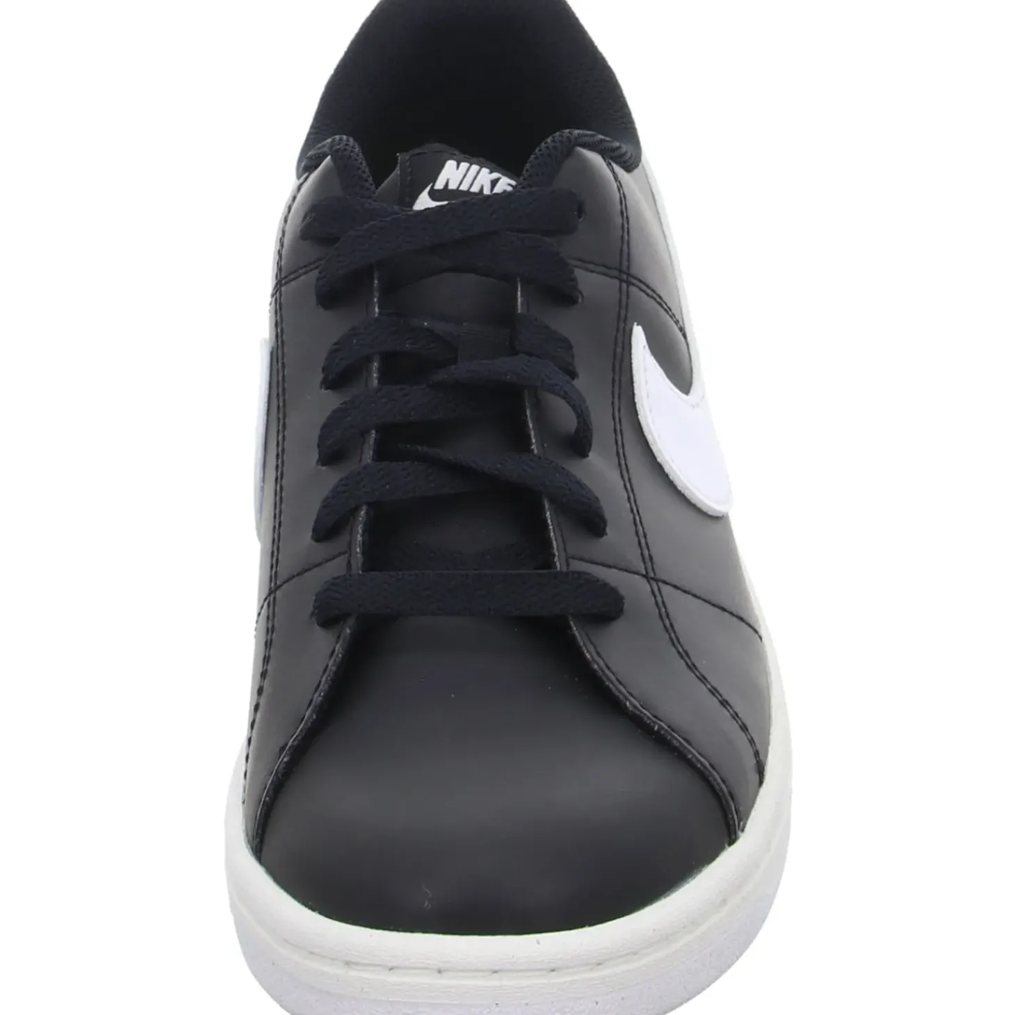 Nike Sportschuh Training WMNS NIKE COURT ROYALE 2 NN
